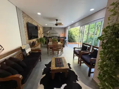 Casa de Condomínio com 3 Quartos à venda, 272m² no Chácaras Saudáveis e Encantadoras, Jundiaí
