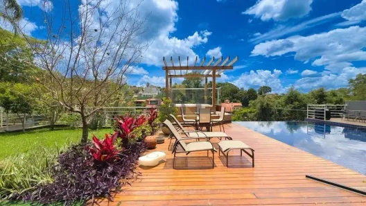 Casa de Condomínio com 4 Quartos para alugar, 740m² no Granja Viana II, Cotia