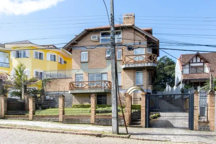 Casa de Condomínio com 3 Quartos à venda, 351m² no Jardim Isabel, Porto Alegre