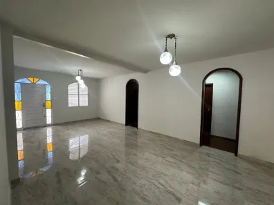 Imóvel Comercial com 4 Quartos à venda, 234m² no Fundinho, Uberlândia