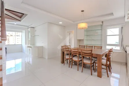 Cobertura com 4 Quartos à venda, 220m² no Chácara das Pedras, Porto Alegre