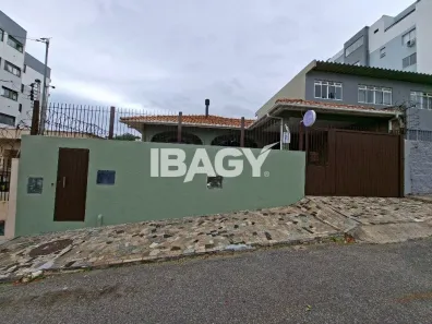 Apartamento com 1 Quarto para alugar, 41m² no Coqueiros, Florianópolis