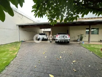 Casa com 3 Quartos à venda, 200m² no Vigilato Pereira, Uberlândia