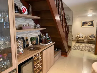 Casa com 3 Quartos à venda, 200m² no Caiçaras, Belo Horizonte