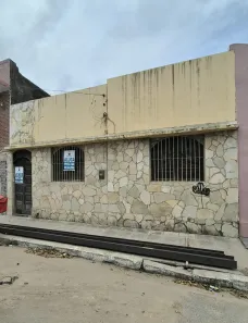 Casa com 3 Quartos para venda ou aluguel, 140m² no Jaraguá, Maceió