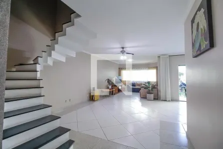 Casa com 5 Quartos à venda, 330m² no Sítio da Figueira, São Paulo