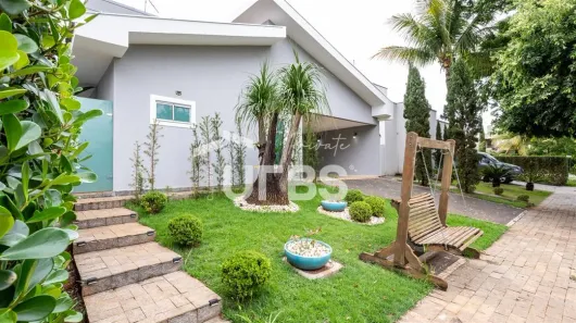 Casa de Condomínio com 3 Quartos à venda, 252m² no Loteamento Portal do Sol II, Goiânia