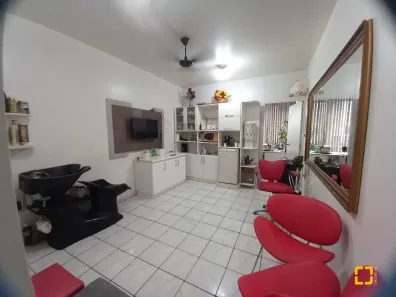 Sala Comercial à venda, 27m² no Centro, Florianópolis