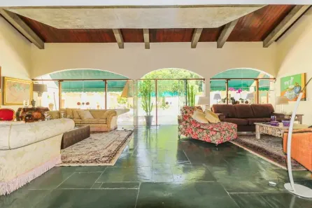 Casa com 5 Quartos à venda, 800m² no Jardim dos Estados, São Paulo