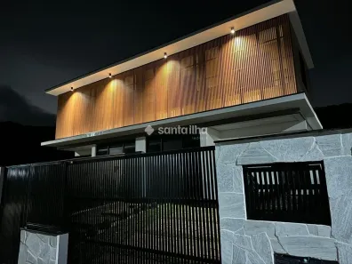 Casa com 3 Quartos à venda, 229m² no Rio Tavares, Florianópolis