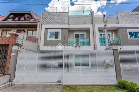 Sobrado com 3 Quartos à venda, 126m² no Boqueirão, Curitiba