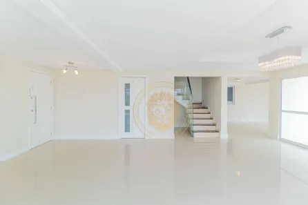 Cobertura com 4 Quartos para alugar, 218m² no Mossunguê, Curitiba