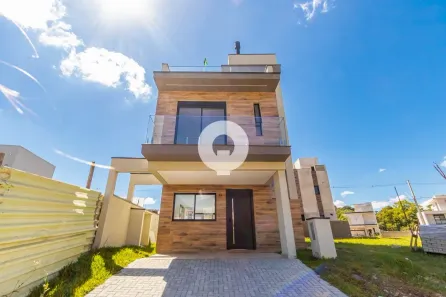 Casa de Condomínio com 3 Quartos à venda, 164m² no Santa Cândida, Curitiba