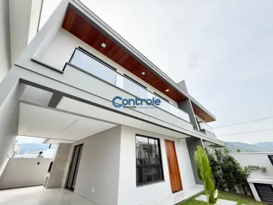 Sobrado com 3 Quartos à venda, 124m² no Forquilhas, São José