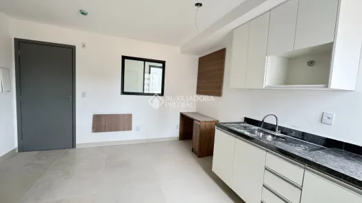 Apartamento com 1 Quarto para alugar, 23m² no Santa Terezinha, Santo André