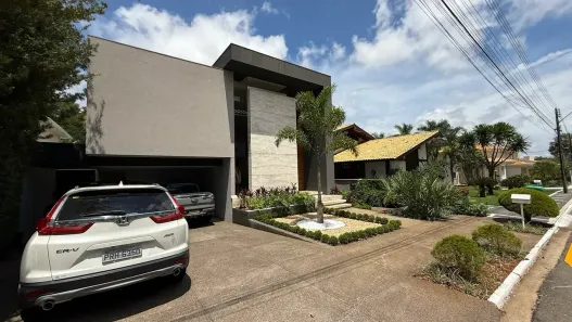 Casa de Condomínio com 4 Quartos à venda, 625m² no Jardim Florença, Goiânia
