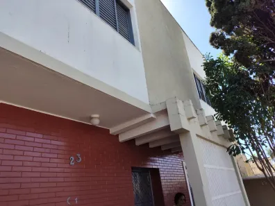 Casa com 4 Quartos à venda, 250m² no Setor Central, Goiânia