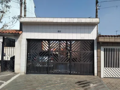Casa com 2 Quartos à venda, 134m² no Jardim Las Vegas, Santo André