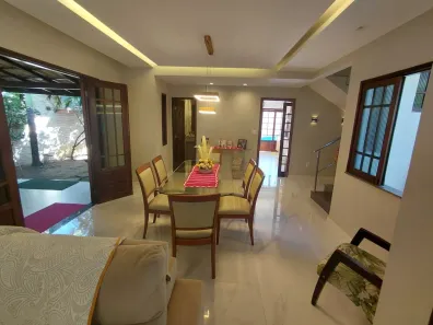 Casa de Condomínio com 4 Quartos à venda, 350m² no Piatã, Salvador