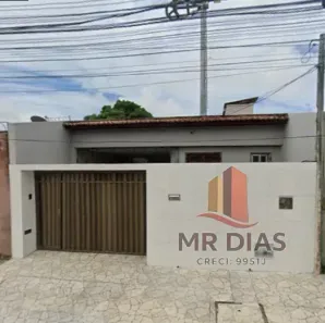 Casa com 2 Quartos à venda, 206m² no Jóquei Clube, Fortaleza