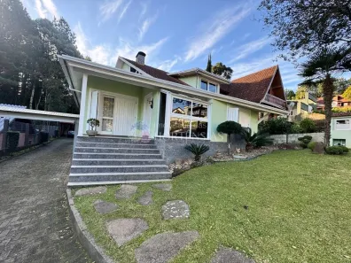 Casa com 3 Quartos à venda, 170m² no , Gramado