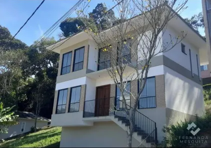 Casa de Condomínio com 4 Quartos à venda, 127m² no Vargem Grande, Teresópolis