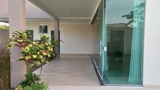 Casa de Condomínio com 3 Quartos para alugar, 200m² no Ponta Negra, Manaus