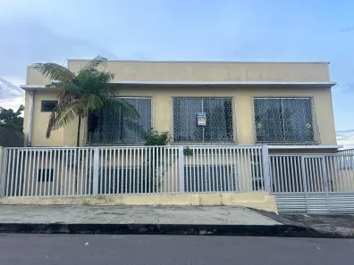Casa com 6 Quartos à venda, 300m² no Japiim, Manaus