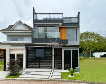 Casa de Condomínio com 4 Quartos à venda, 420m² no Recreio dos Bandeirantes, Rio de Janeiro