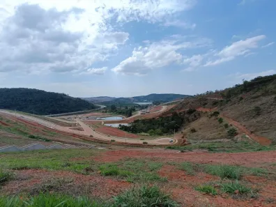 Lote/Terreno à venda, 310m² no Vina Del Mar, Juiz de Fora