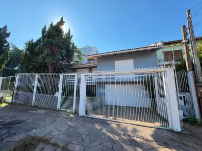 Casa com 3 Quartos para alugar, 230m² no Dom Feliciano, Gravataí