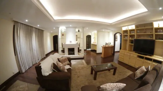 Casa com 4 Quartos à venda, 600m² no Valparaíso, Petrópolis