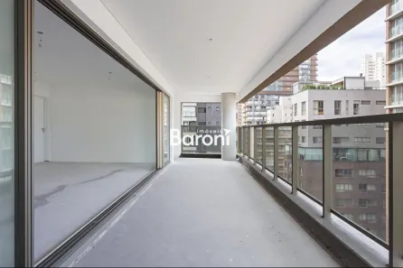 Apartamento com 3 Quartos à venda, 213m² no Cerqueira César, São Paulo