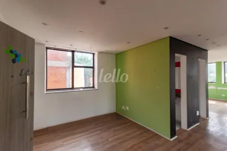 Sala Comercial para alugar, 140m² no Pinheiros, São Paulo