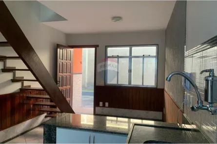 Casa de Condomínio com 2 Quartos à venda, 43m² no Vila Leopoldina, Duque de Caxias