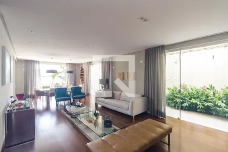 Casa com 3 Quartos à venda, 350m² no Pacaembu, São Paulo