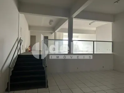 Ponto Comercial para alugar, 260m² no Nossa Senhora Aparecida, Uberlândia