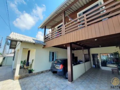 Casa com 5 Quartos à venda, 100m² no Centro, Navegantes