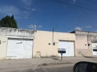 Casa com 2 Quartos à venda, 371m² no Queimadas, Horizonte