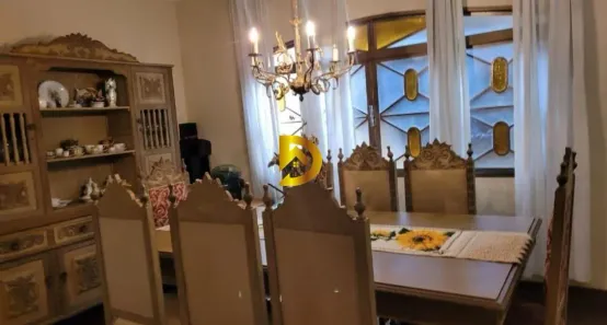 Casa com 5 Quartos para alugar, 477m² no Boa Vista, Uberaba