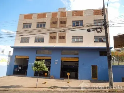 Sala Comercial com 1 Quarto para alugar, 110m² no Centro, Londrina