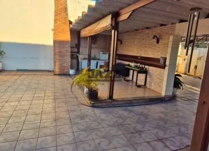 Casa com 3 Quartos para alugar, 250m² no Jardim das Bandeiras, Campinas