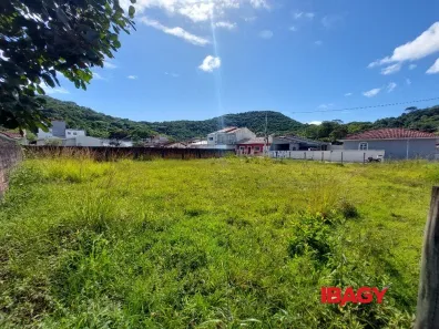 Lote/Terreno para alugar, 559m² no Potecas, São José