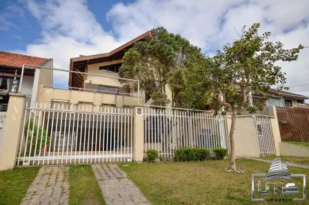 Sobrado com 5 Quartos à venda, 370m² no Atuba, Curitiba