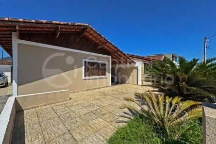 Casa com 2 Quartos à venda, 97m² no Balneario Arpoador, Peruíbe