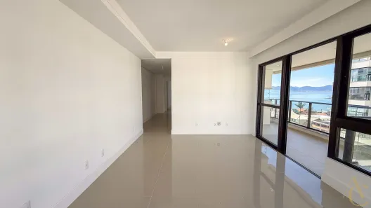 Apartamento com 3 Quartos à venda, 99m² no Balneário, Florianópolis