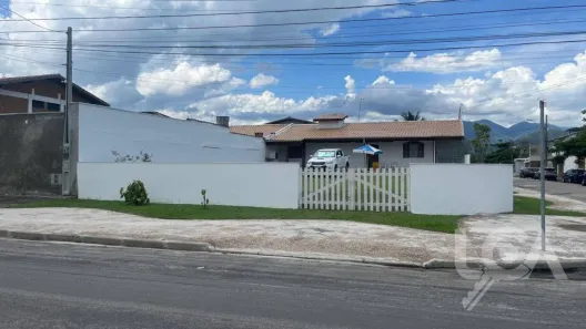 Casa com 2 Quartos à venda, 92m² no Parque Balneário Poiares, Caraguatatuba
