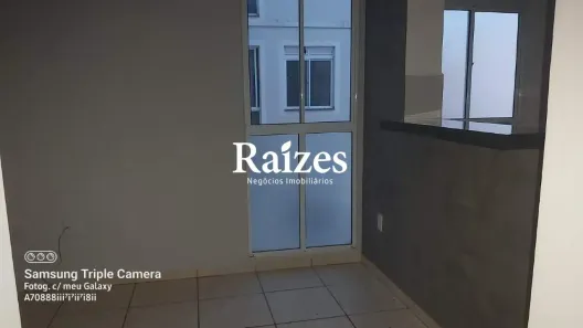 Apartamento com 2 Quartos à venda, 39m² no Jardim Holanda, Uberlândia