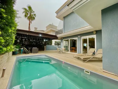 Casa de Condomínio com 4 Quartos à venda, 294m² no Estância Velha, Canoas