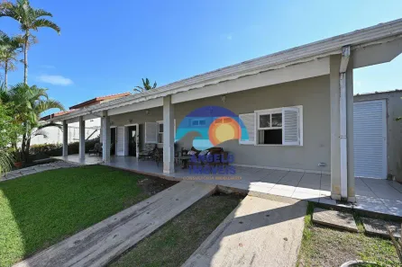 Casa com 5 Quartos à venda, 344m² no Balneario Tres Marias, Peruíbe